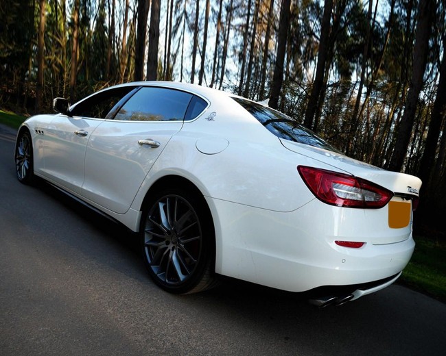 Modern Wedding Cars image 18