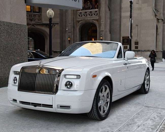 Modern Wedding Cars image 18